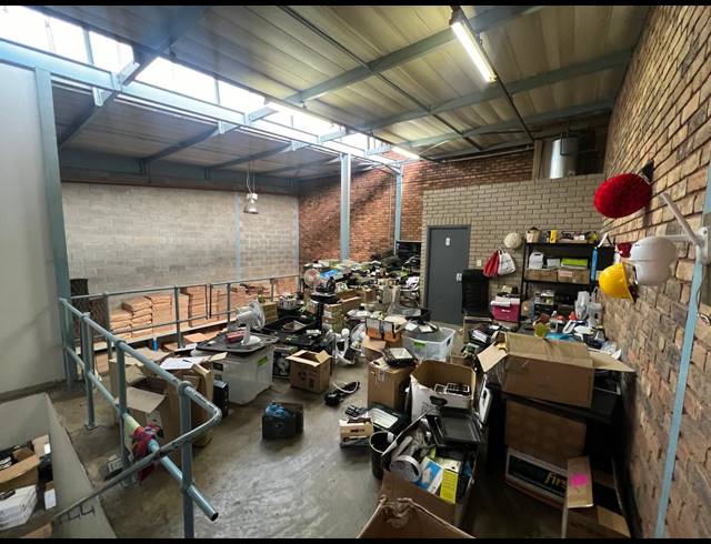 204M² WAREHOUSE TO LET IN STRIJDOMPARK